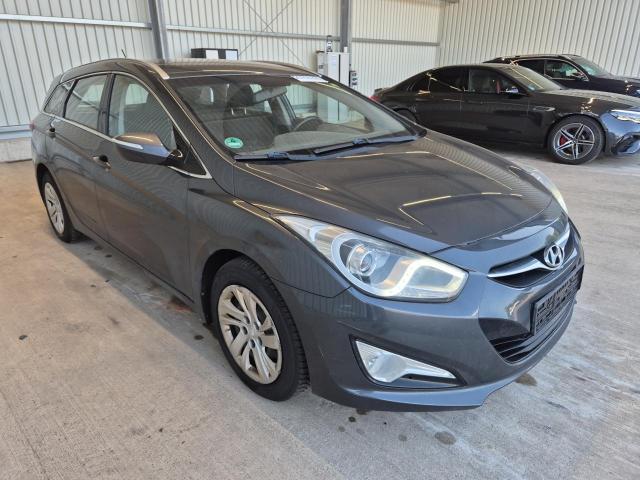 2013 Hyundai i40 cw FIFA World Cup Edition — 1