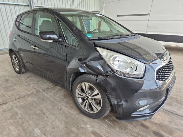 2016 Kia Venga Dream Team — 1