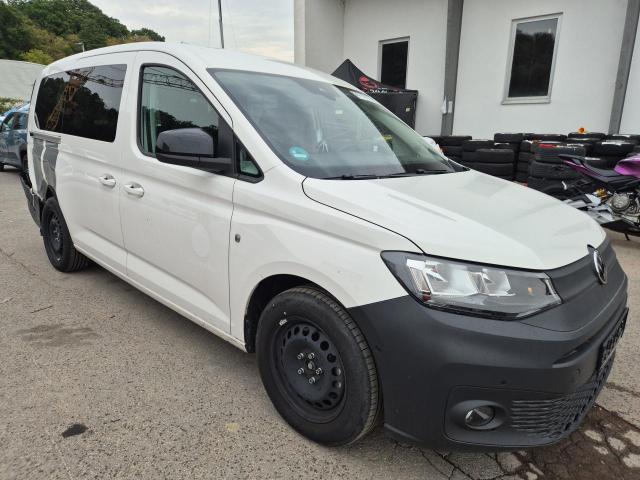 2025 Volkswagen Caddy Basis Maxi — 1