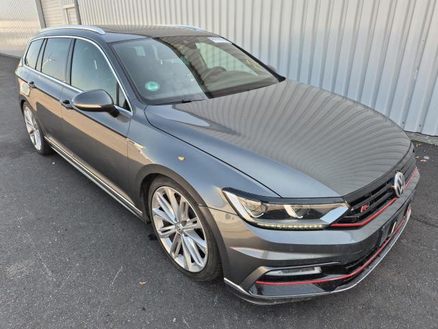 2015 Volkswagen Passat Variant Highline BMT/Start-Stopp 4Motion — 1