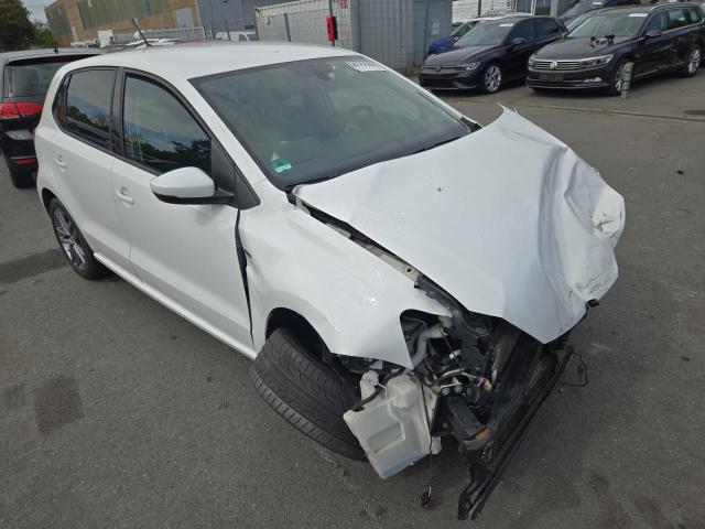 2015 Volkswagen Polo V Lounge BMT/Start-Stopp — 1