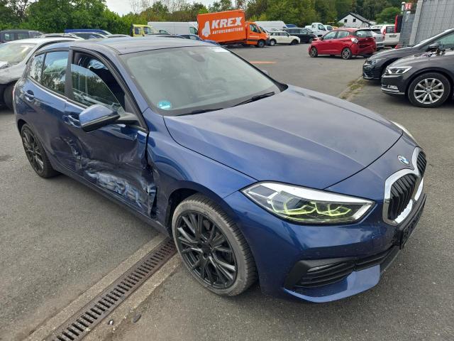 2022 BMW 1 Limousine 116 d Advantage — 1