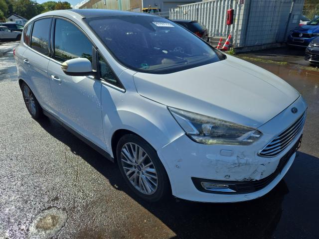 2016 Ford C-Max Titanium — 1